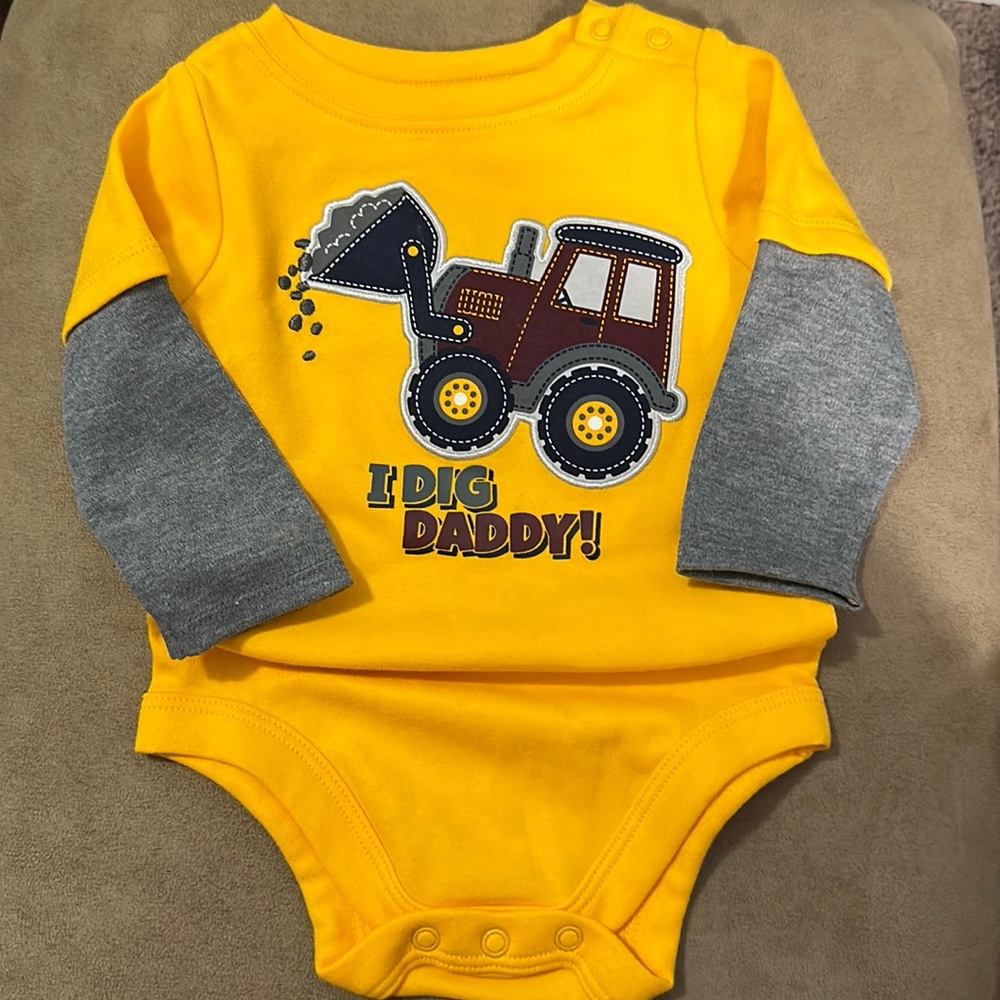 6-9M long sleeve onesie